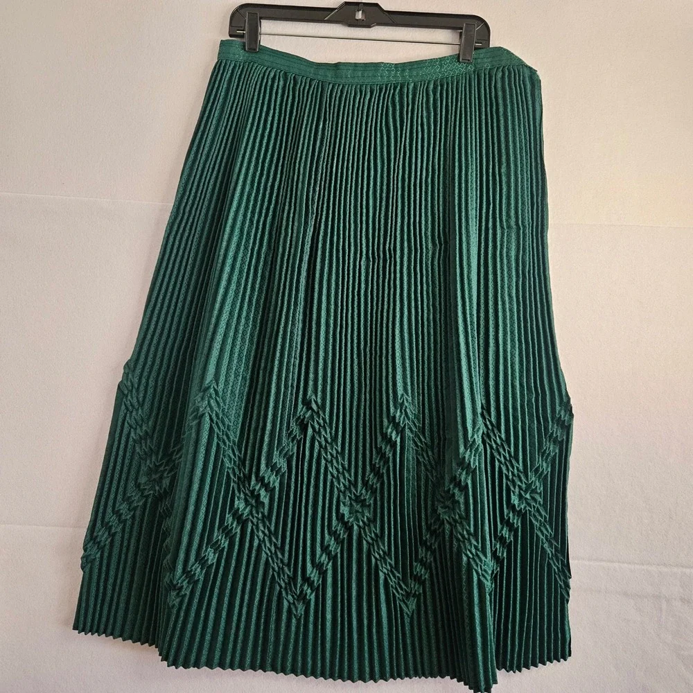 Vtg Kalotaszeg Transylvania‎ Embroidered Sequin Vest Pleated Wrap Skirt Apron